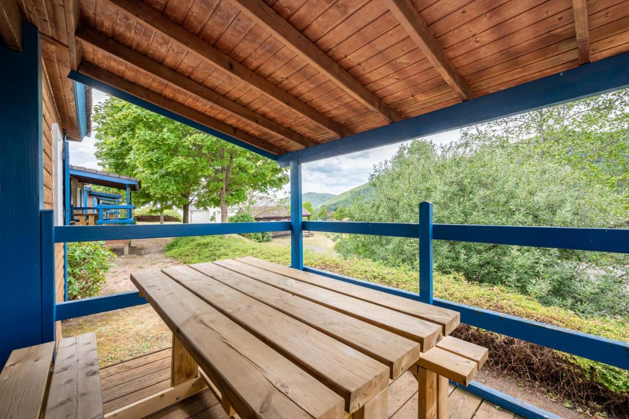 Camping Les Vosges Du Nord Oberbronn Номер фото