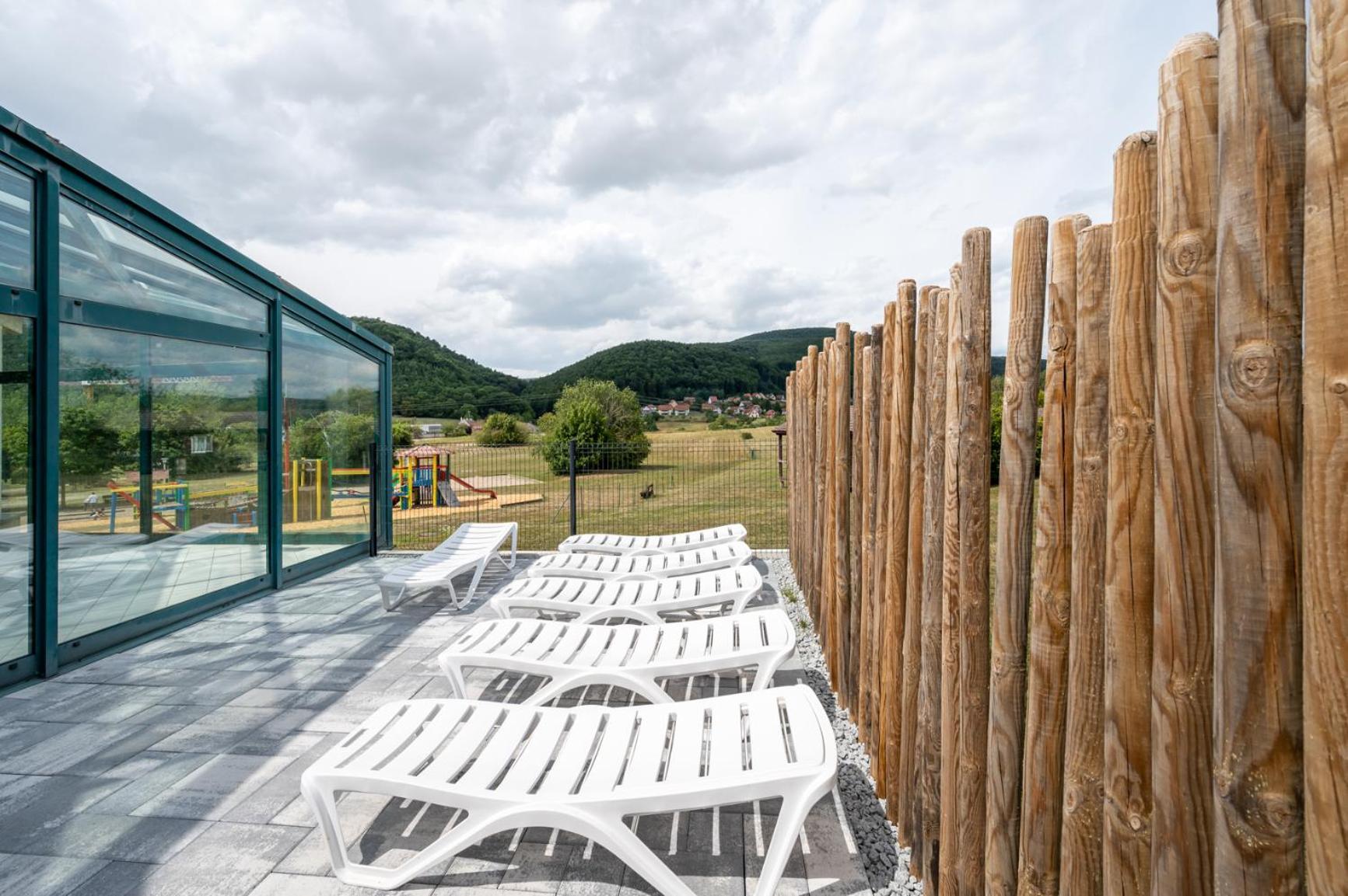 Camping Les Vosges Du Nord Oberbronn Екстер'єр фото