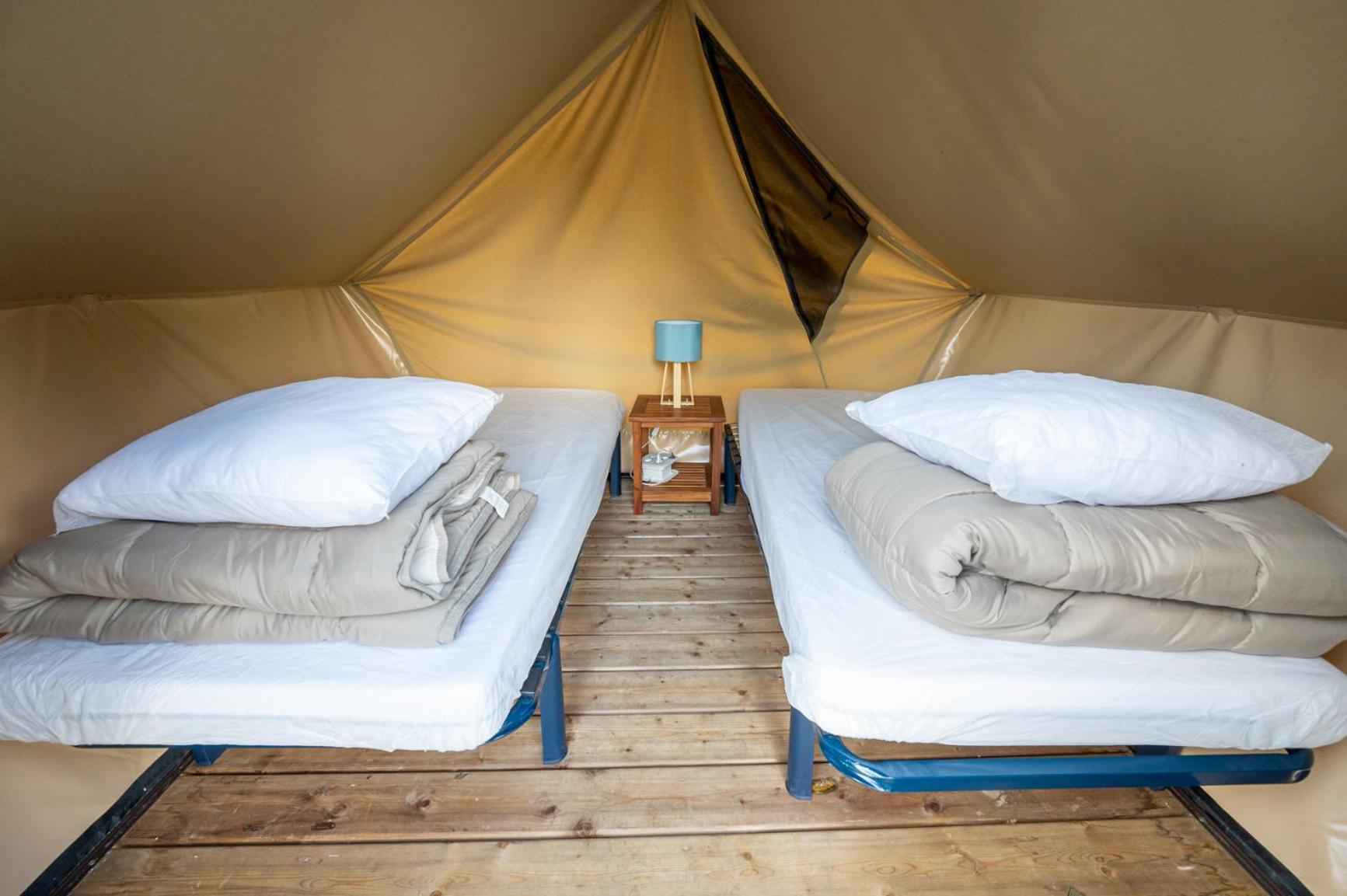 Camping Les Vosges Du Nord Oberbronn Номер фото