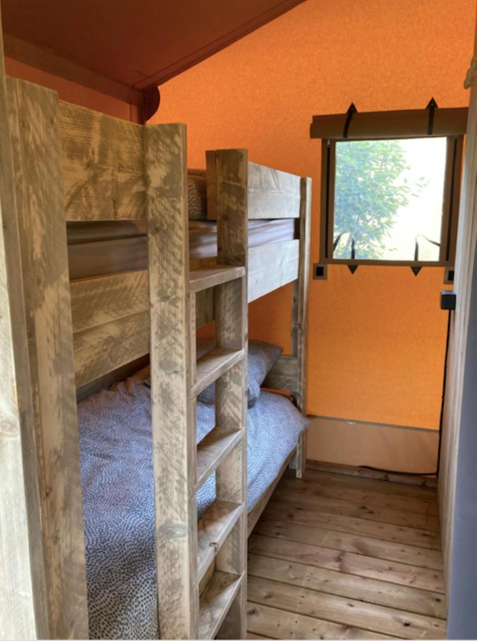 Camping Les Vosges Du Nord Oberbronn Номер фото